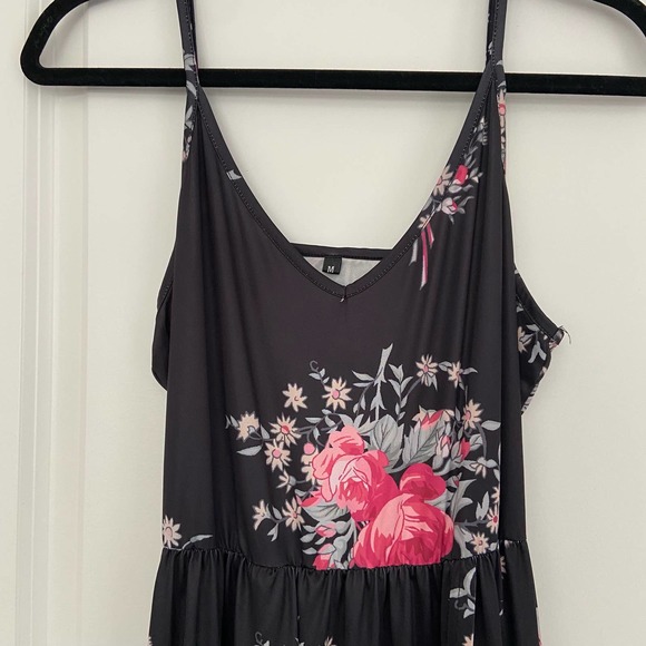 Floral spaghetti strap long sundress with high slit and open back, size M - Picture 3 of 6